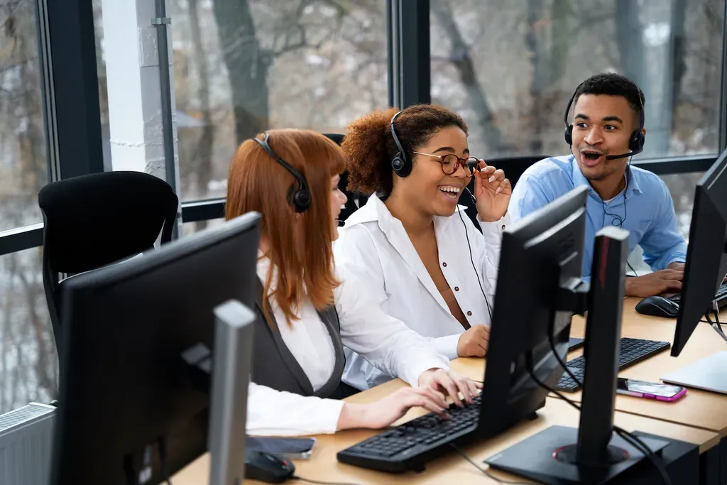 how-helpcloud-bpo-contact-center-prioritizes-employee-upskilling-for-premier-ccaas.webp